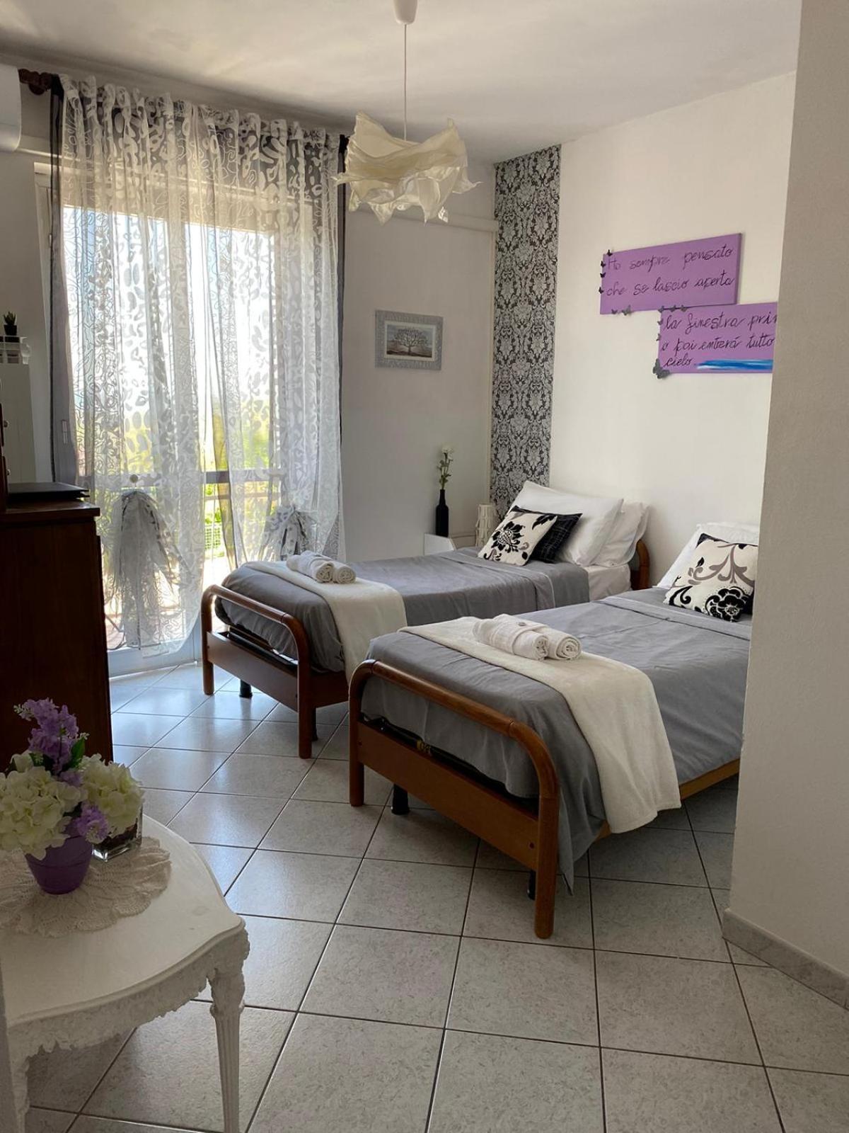 Agriturismo La Ruota Montelupo Albese Bagian luar foto